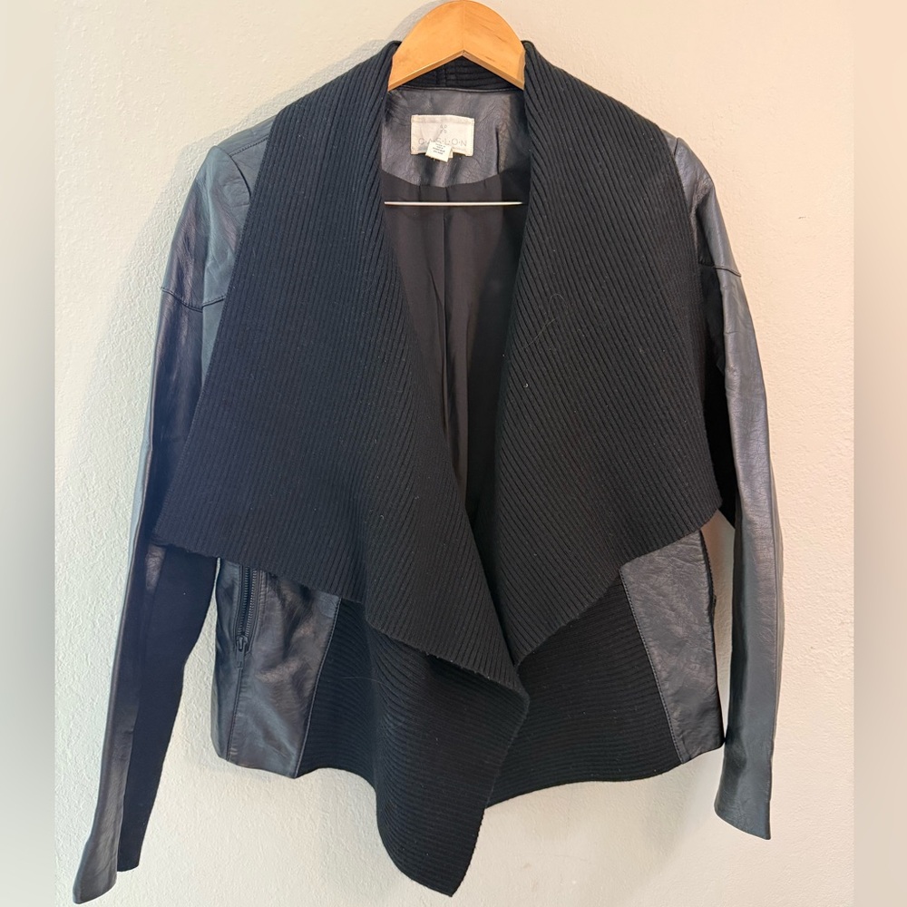 Caslon Black Mixed Media Waterfall Jacket Size M
